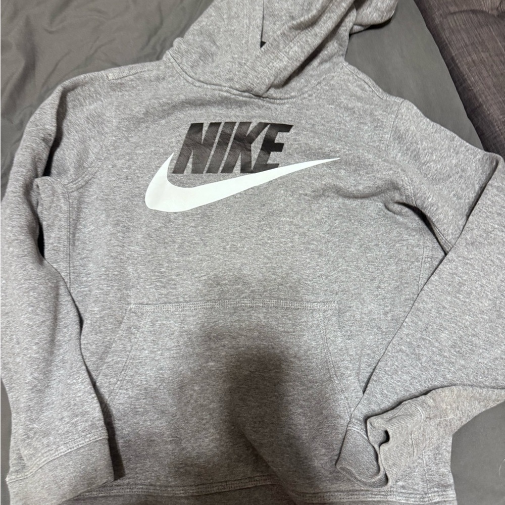 Nike Gray Hoodie Sweatshirt Iconic Logo